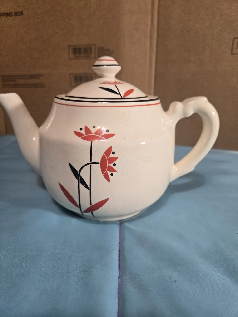 Vintage Harker Hot Oven Tea Pot 1930s Art Deco Design